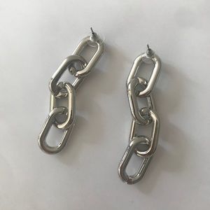 Chain earrings!!!🖤🖤😎😍